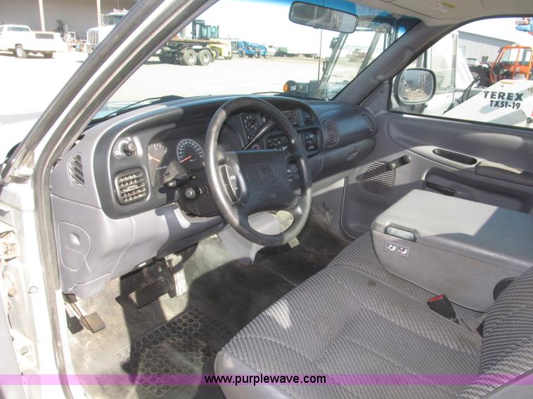 image for item F7188 1998 Dodge Ram 1500 service truck