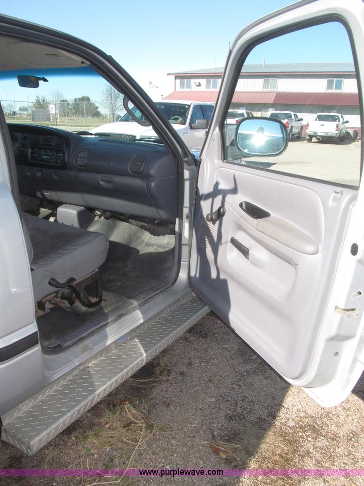 image for item F7188 1998 Dodge Ram 1500 service truck