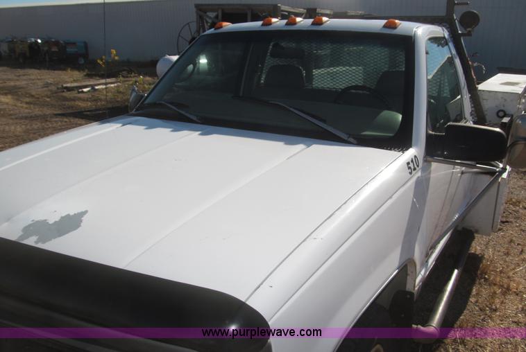 image for item F7189 1997 GMC Sierra 3500 SL flatbed truck