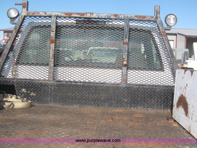 image for item F7189 1997 GMC Sierra 3500 SL flatbed truck