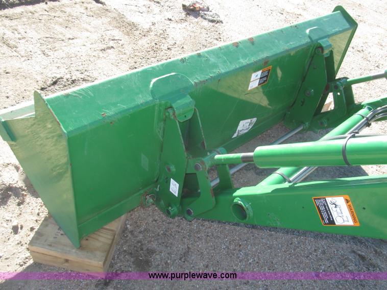 image for item F7190 2006 John Deere 512 loader attachment