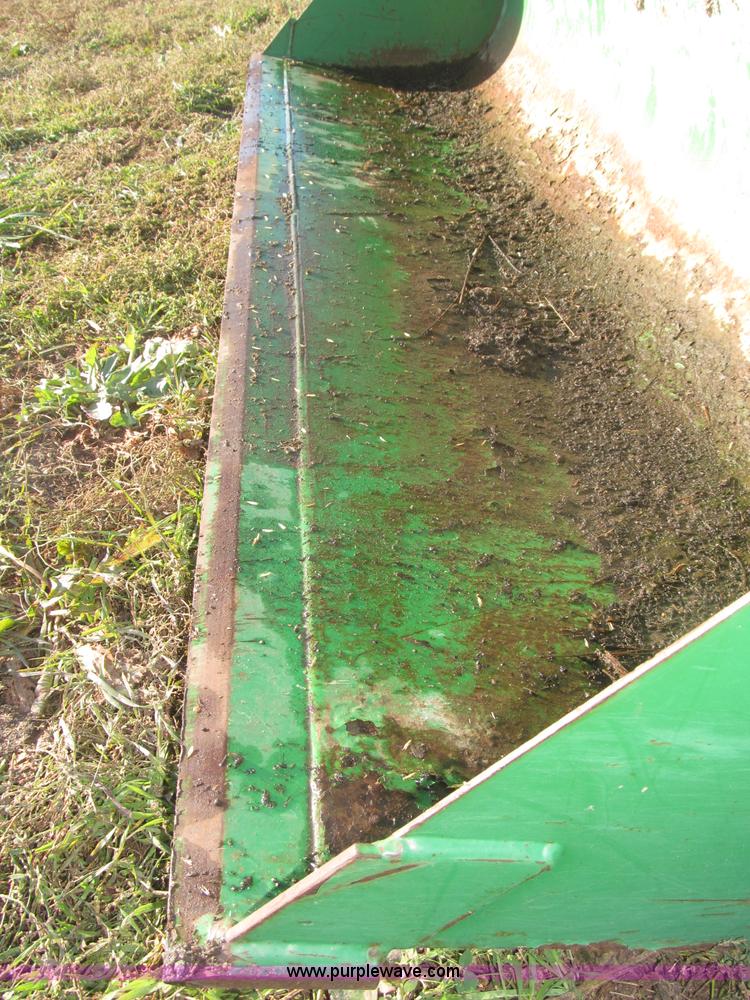 image for item F7191 John Deere 460 loader attachment