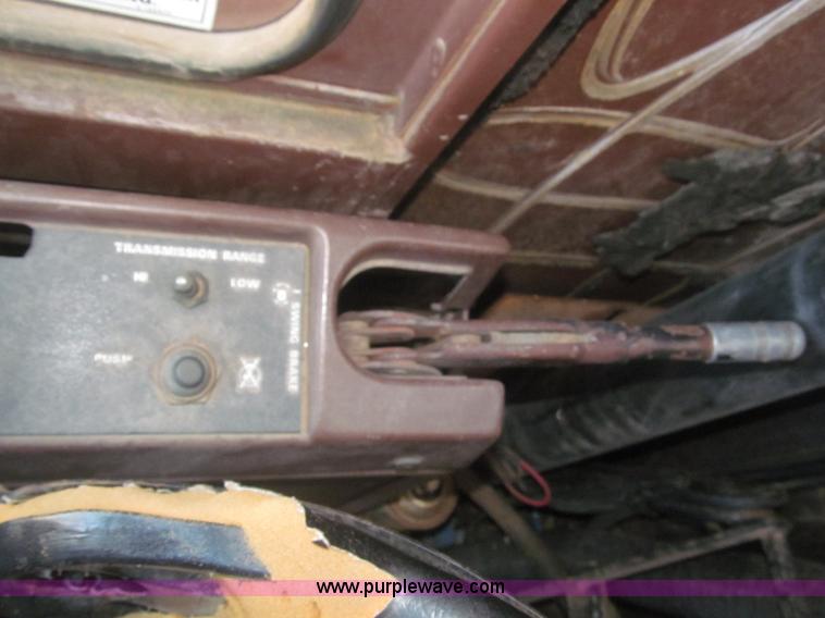 image for item F7197 Case 1085B Cruz Air wheel excavator