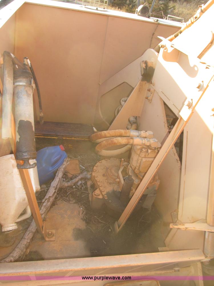 image for item F7197 Case 1085B Cruz Air wheel excavator