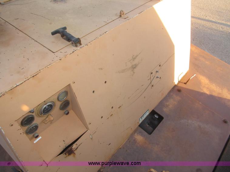 image for item F7197 Case 1085B Cruz Air wheel excavator