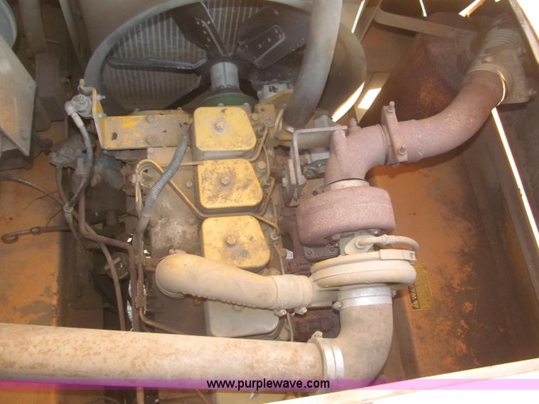 image for item F7197 Case 1085B Cruz Air wheel excavator