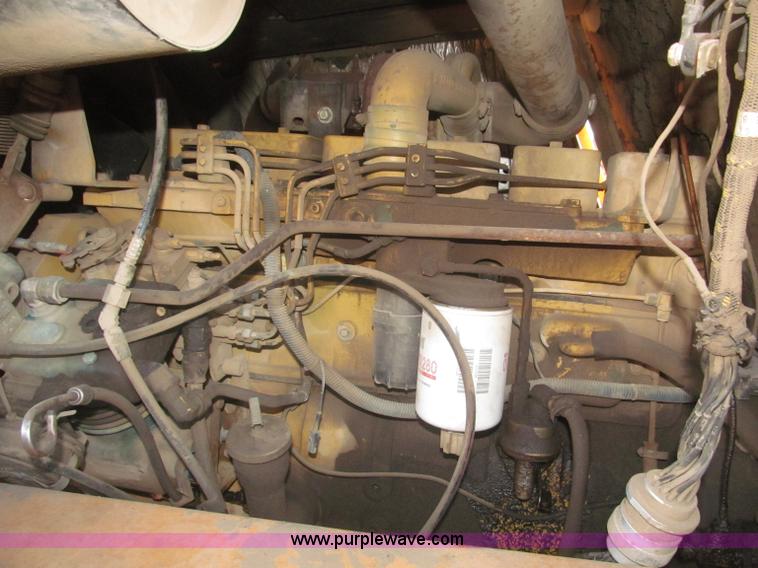 image for item F7197 Case 1085B Cruz Air wheel excavator