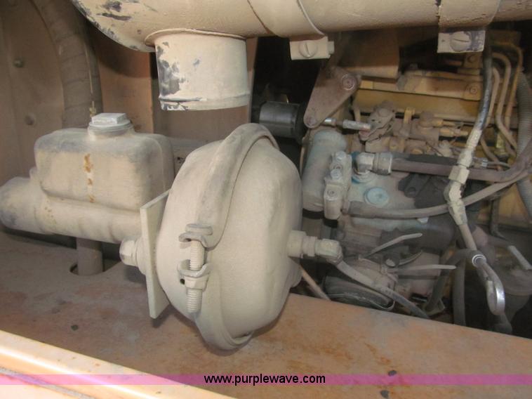 image for item F7197 Case 1085B Cruz Air wheel excavator