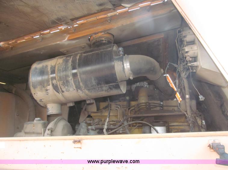 image for item F7197 Case 1085B Cruz Air wheel excavator