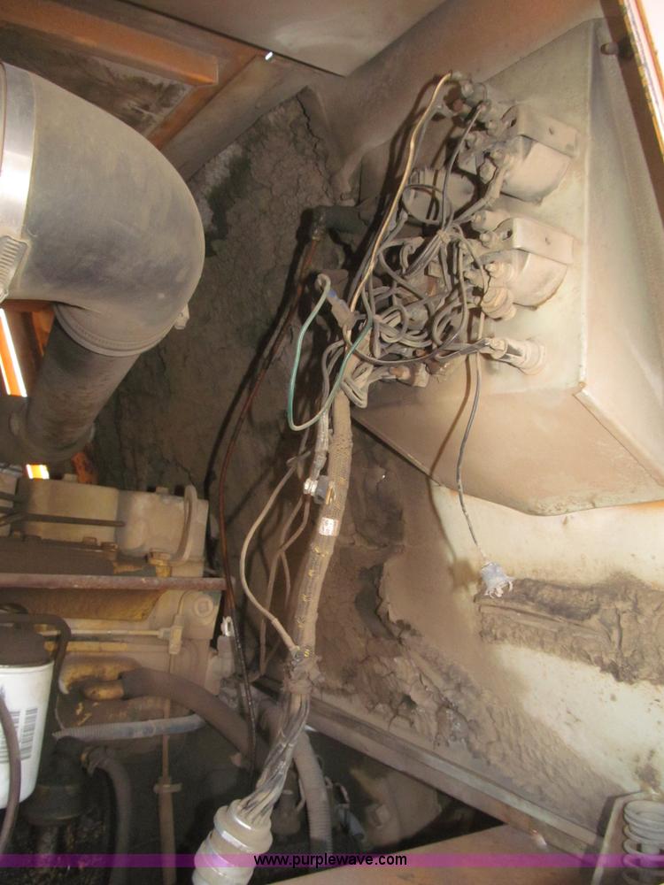 image for item F7197 Case 1085B Cruz Air wheel excavator