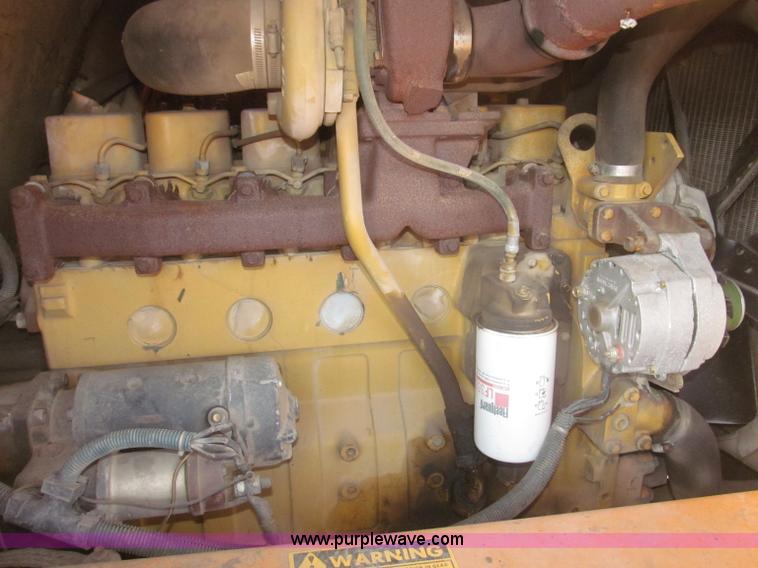 image for item F7197 Case 1085B Cruz Air wheel excavator