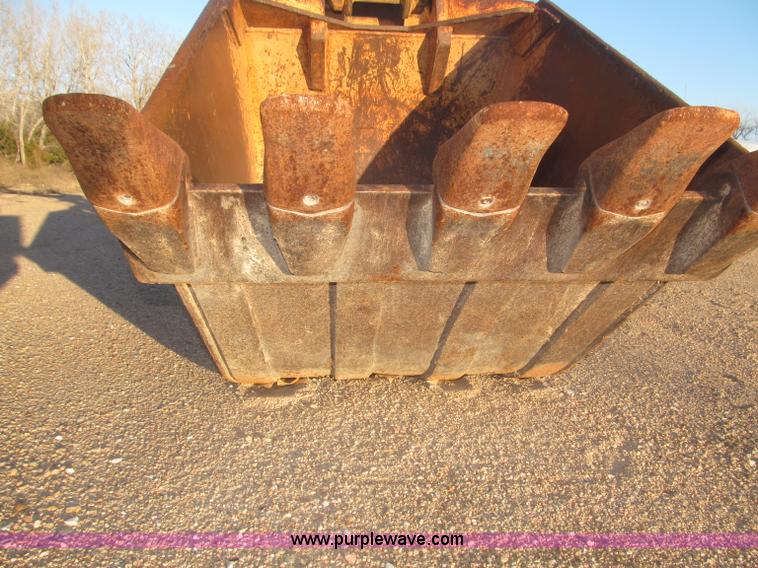 image for item F7197 Case 1085B Cruz Air wheel excavator