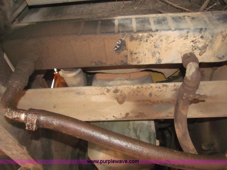 image for item F7197 Case 1085B Cruz Air wheel excavator