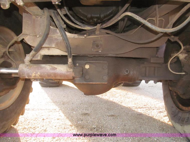 image for item F7197 Case 1085B Cruz Air wheel excavator