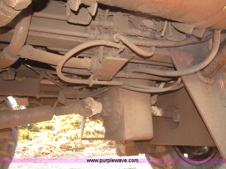 image for item F7197 Case 1085B Cruz Air wheel excavator