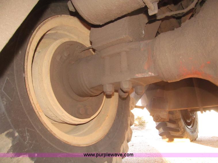 image for item F7197 Case 1085B Cruz Air wheel excavator