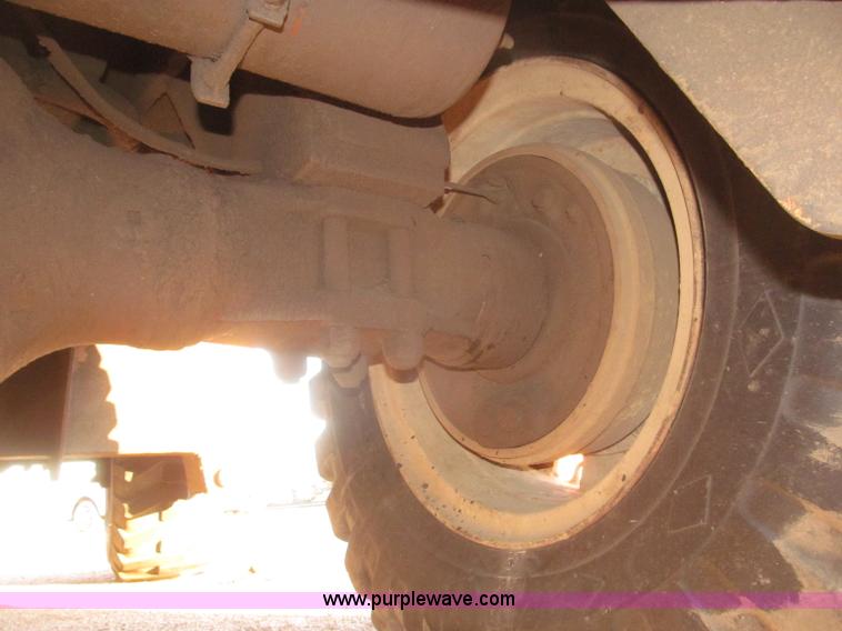 image for item F7197 Case 1085B Cruz Air wheel excavator