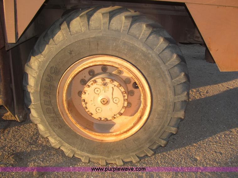 image for item F7197 Case 1085B Cruz Air wheel excavator