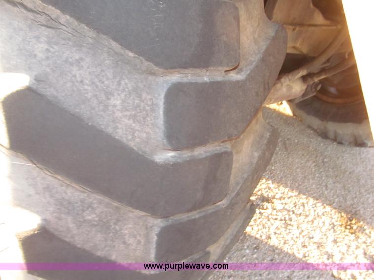 image for item F7197 Case 1085B Cruz Air wheel excavator