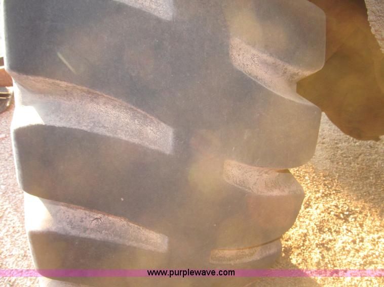 image for item F7197 Case 1085B Cruz Air wheel excavator