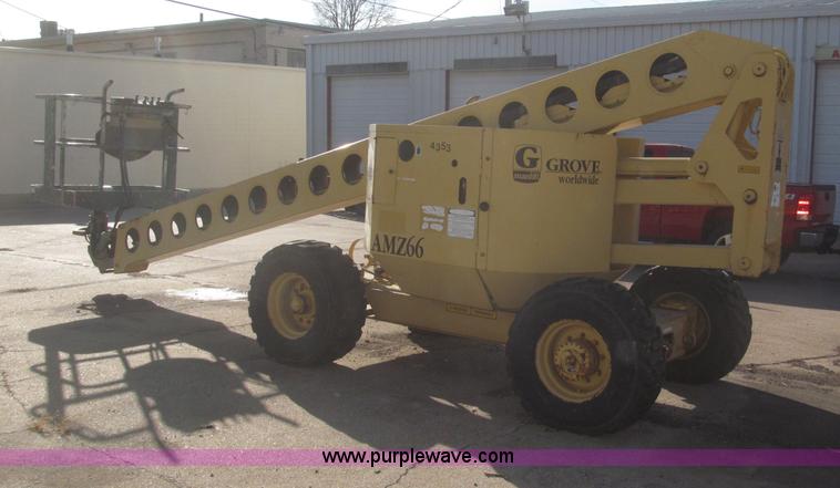 image for item F7198 1993 Grove AMZ-66 rough terrain boom lift