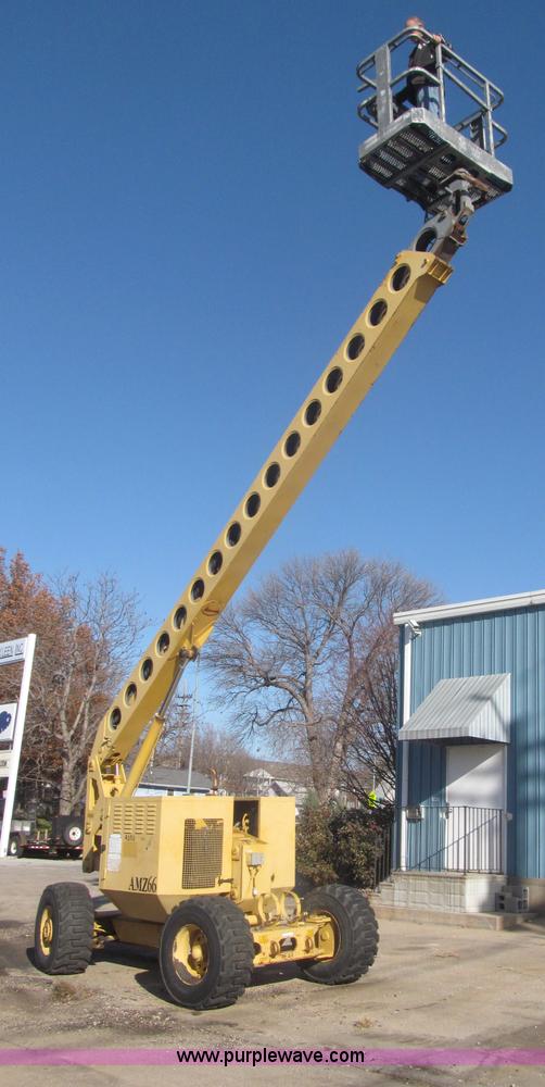 image for item F7198 1993 Grove AMZ-66 rough terrain boom lift