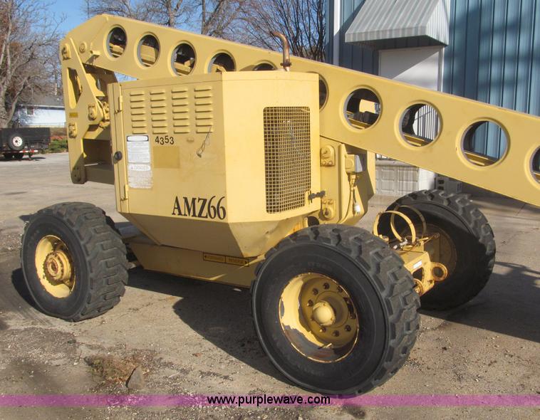 image for item F7198 1993 Grove AMZ-66 rough terrain boom lift