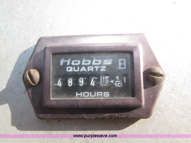 image for item F7198 1993 Grove AMZ-66 rough terrain boom lift