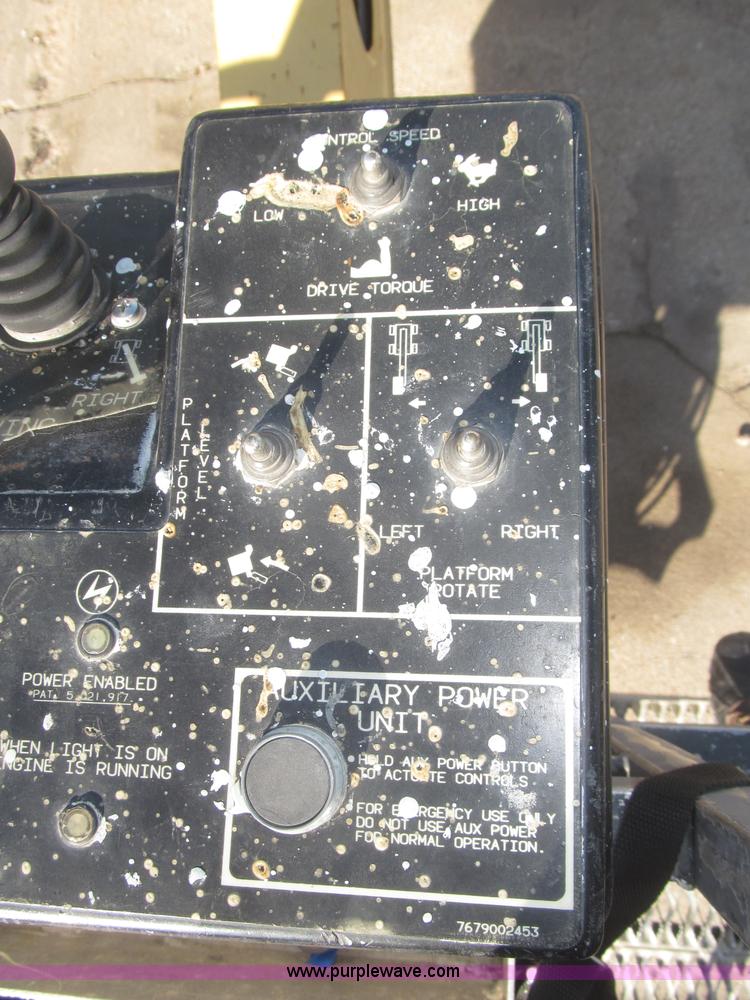 image for item F7198 1993 Grove AMZ-66 rough terrain boom lift