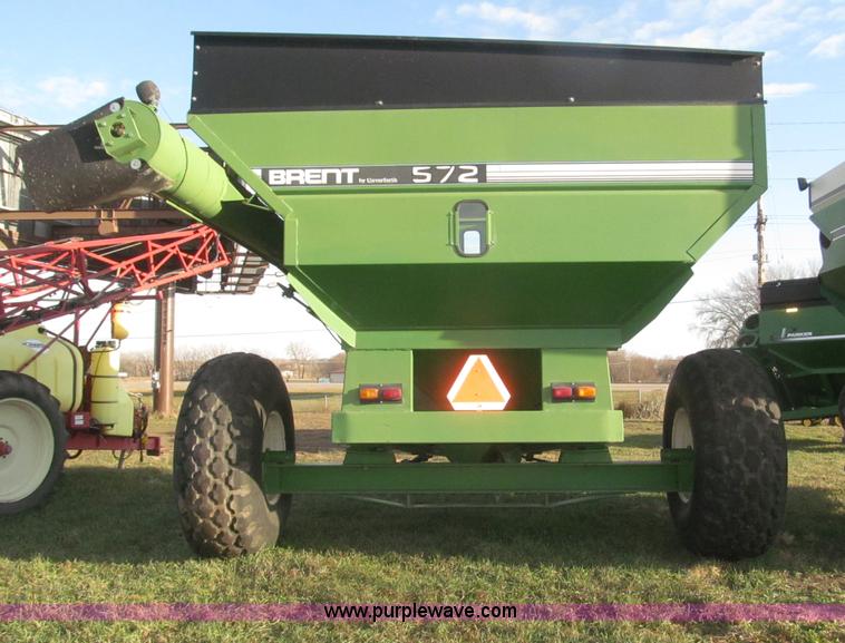 image for item F7201 2004 Brent GC572 grain cart