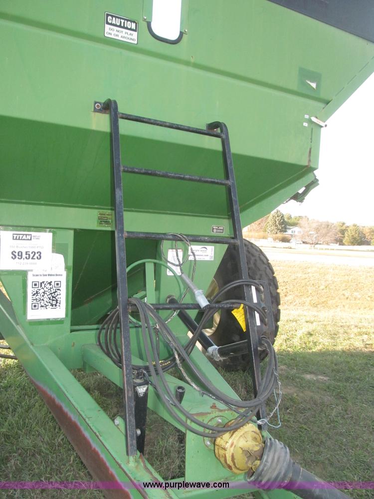 image for item F7201 2004 Brent GC572 grain cart
