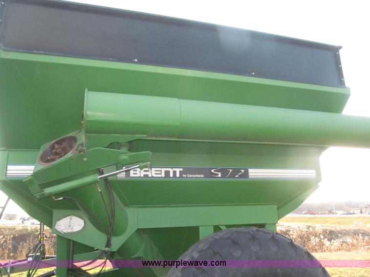 image for item F7201 2004 Brent GC572 grain cart