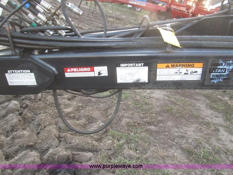 image for item F7202 2007 M&W Earthmaster 22' disk ripper