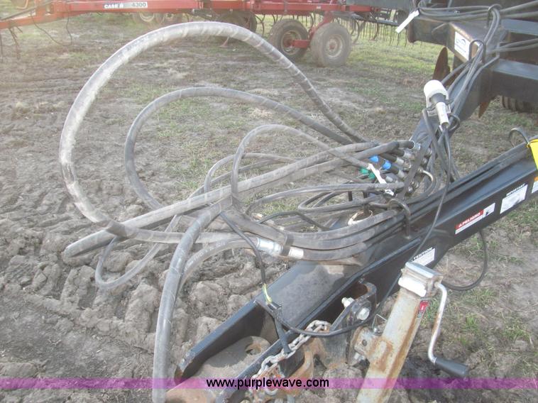 image for item F7202 2007 M&W Earthmaster 22' disk ripper