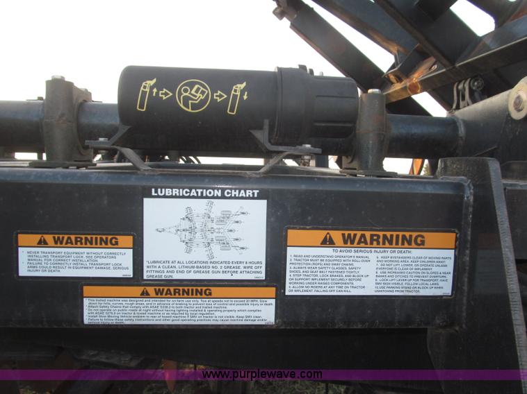 image for item F7202 2007 M&W Earthmaster 22' disk ripper