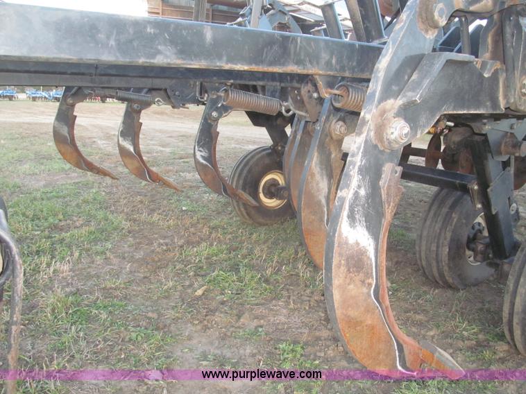 image for item F7202 2007 M&W Earthmaster 22' disk ripper