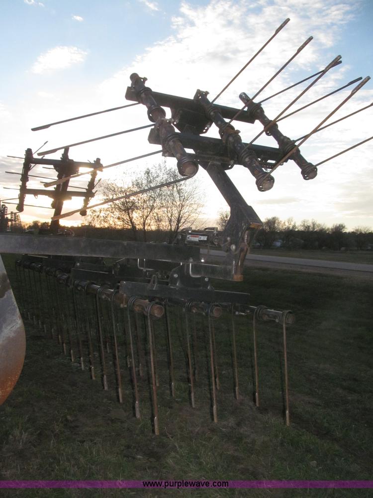 image for item F7202 2007 M&W Earthmaster 22' disk ripper