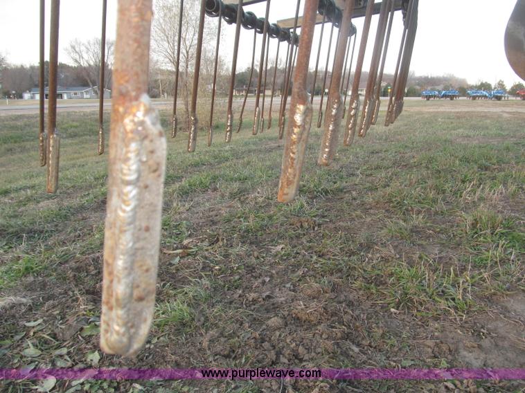 image for item F7202 2007 M&W Earthmaster 22' disk ripper