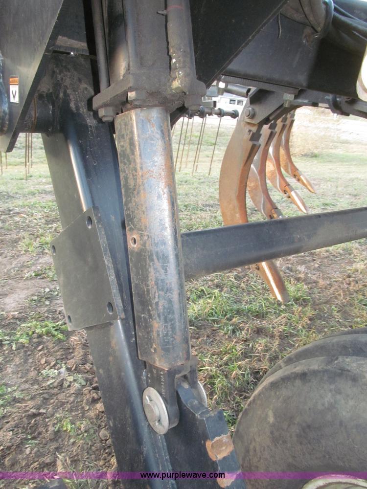 image for item F7202 2007 M&W Earthmaster 22' disk ripper