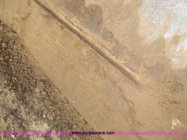 image for item F7203 1983 International Dresser TD20E dozer