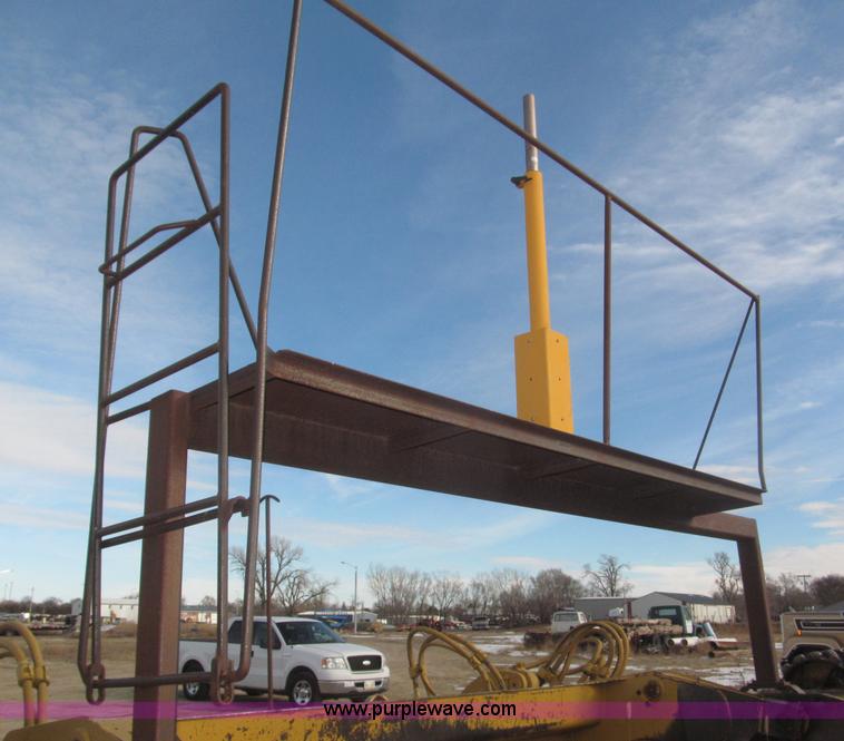 image for item F7204 2003 Noble 417 forced ejection scraper