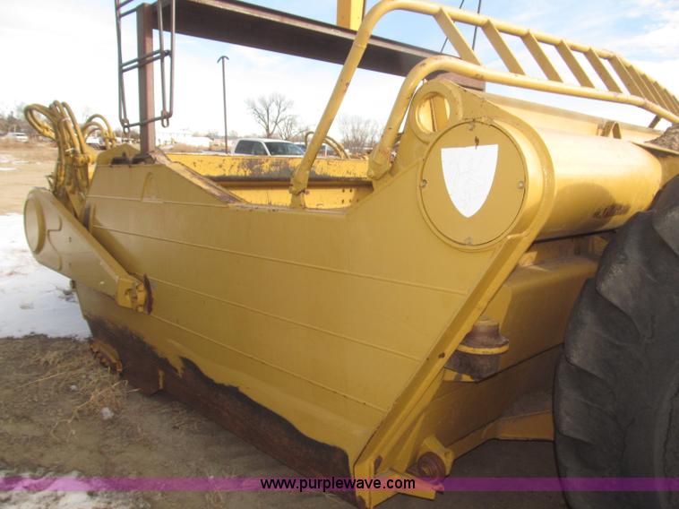 image for item F7204 2003 Noble 417 forced ejection scraper