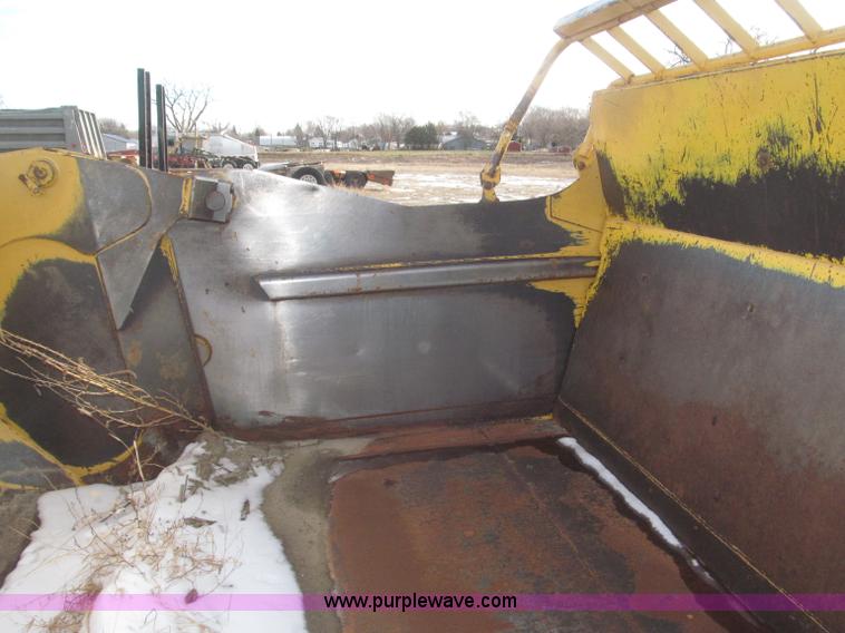 image for item F7205 2003 Noble 417 forced ejection scraper