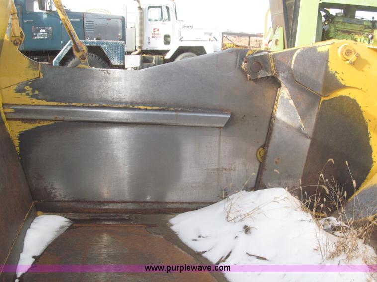 image for item F7205 2003 Noble 417 forced ejection scraper