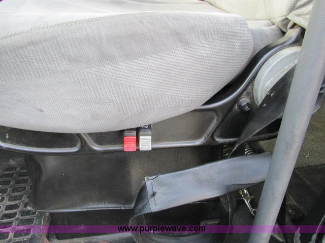 image for item G8917 2007 Volvo VNL 10th Anniversary Series 630 semi truck