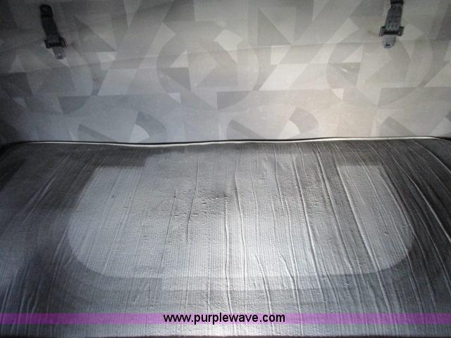 image for item G8917 2007 Volvo VNL 10th Anniversary Series 630 semi truck