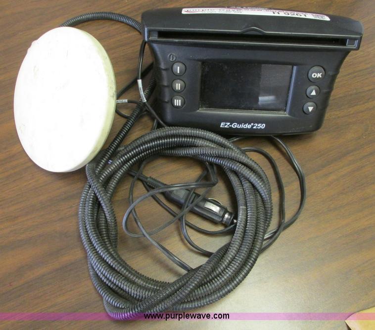 image for item H9261 Trimble EZ Guide 250