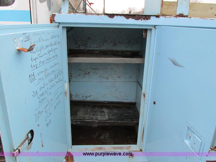 image for item I4211 1989 International 1754 utility truck