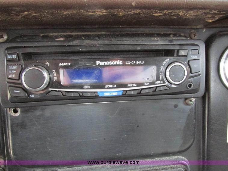 image for item I4211 1989 International 1754 utility truck