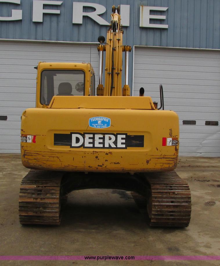 image for item I4212 1998 John Deere 120 excavator